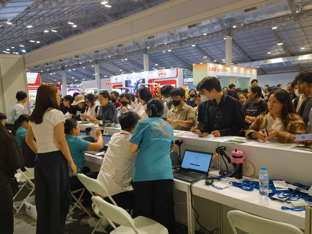 图为展会现场
